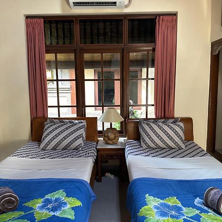 Nirvana Pension Ubud Esterno foto